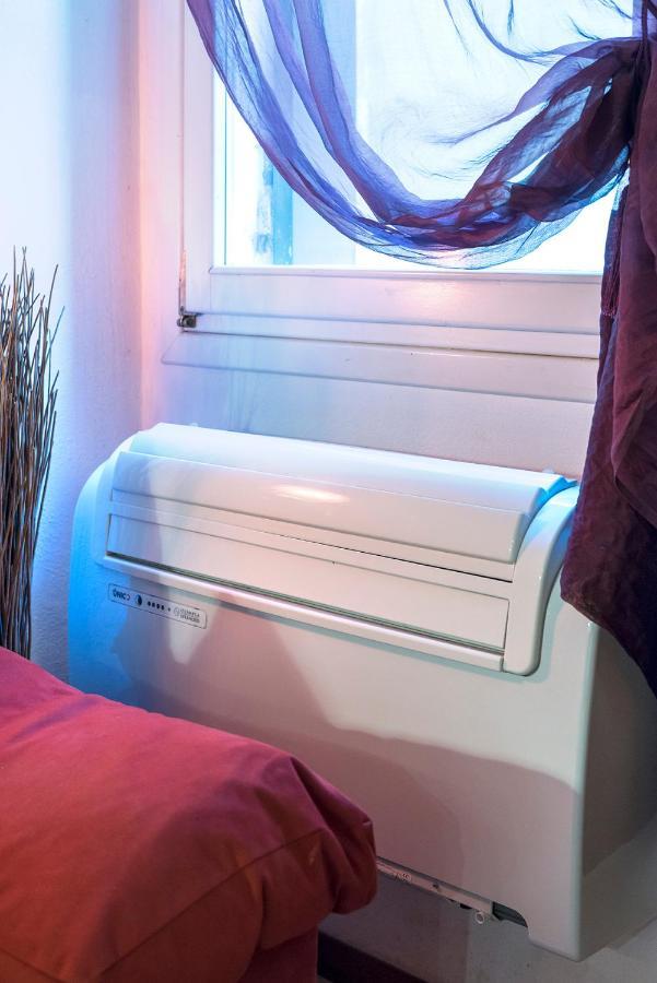Piccolo - Cozy Studio In The Heart Of Authentic Venesia Bagian luar foto