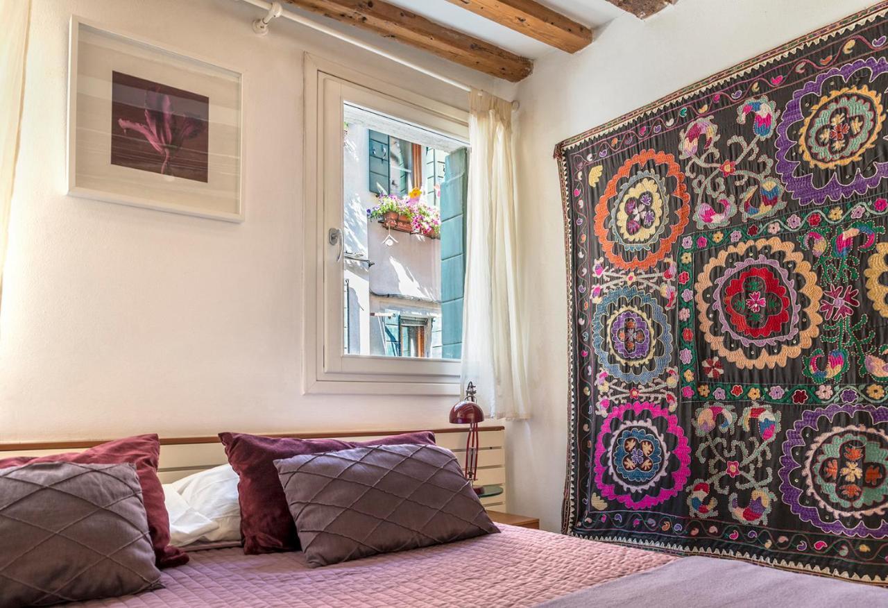 Piccolo - Cozy Studio In The Heart Of Authentic Venesia Bagian luar foto