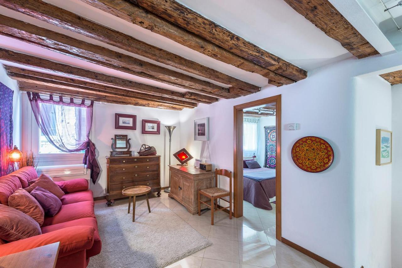 Piccolo - Cozy Studio In The Heart Of Authentic Venesia Bagian luar foto