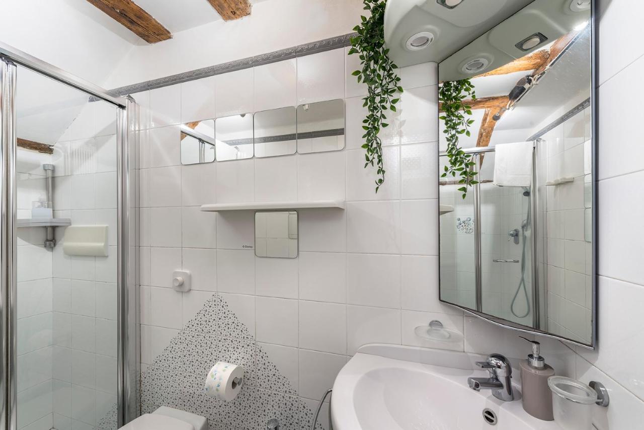 Piccolo - Cozy Studio In The Heart Of Authentic Venesia Bagian luar foto